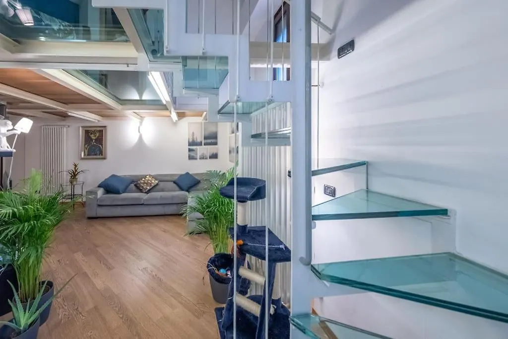 Pvr Guest House Milan